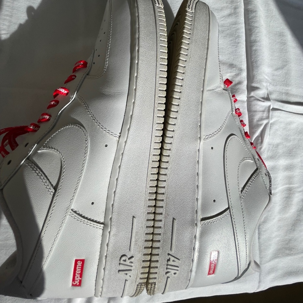 Used Nike Airmax Supreme - Picture 5 of 9